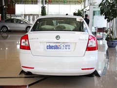斯柯達(dá)  1.6L 手動 車輛正后方尾部視角