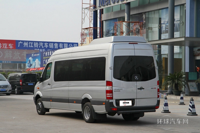 2012款2.1T尊旅長(zhǎng)軸加長(zhǎng)版
