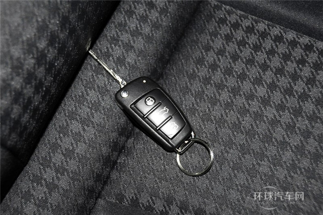 2014款 30 TFSI Sportback時(shí)尚型