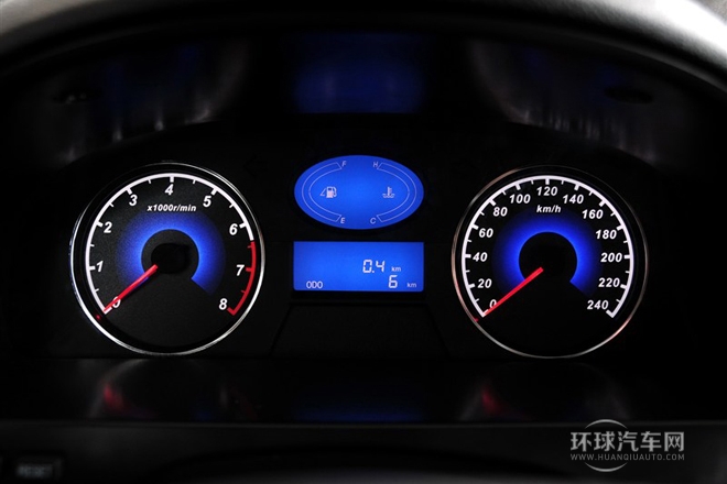 2013款 三廂 1.5L 手動進(jìn)取型