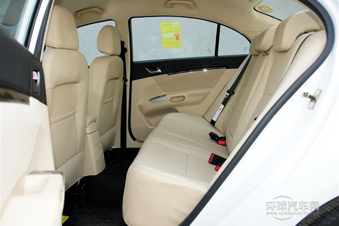 2013款 三廂 1.8L 手動(dòng)精英型
