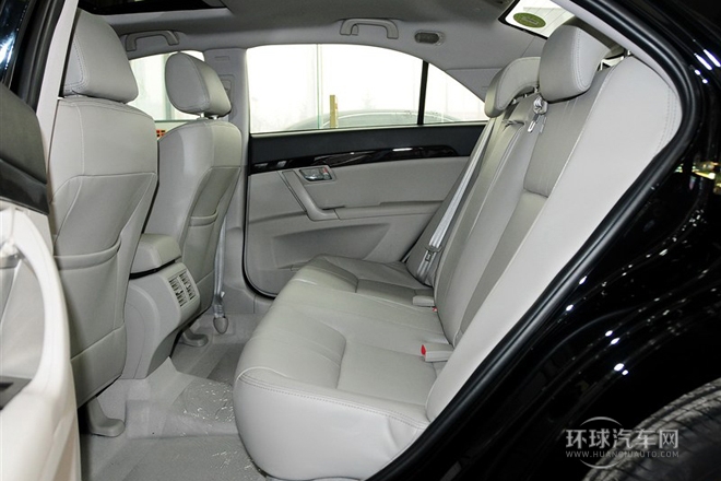 2013款 2.0L 手動精英型