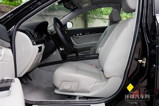 2013款 2.4L 自動(dòng)尊貴型