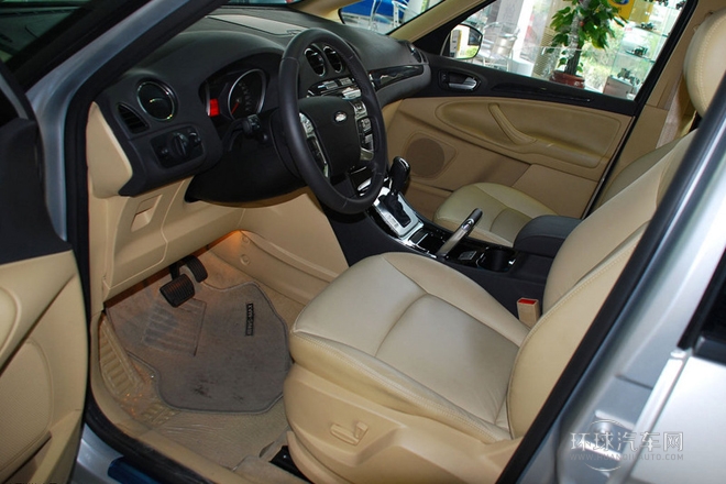 2008款 2.3L 7座時(shí)尚型