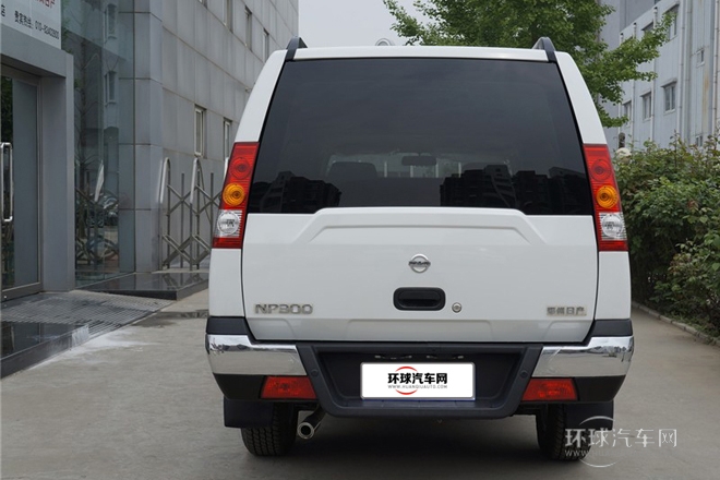 2013款 2.4L四驅(qū)高級(jí)型5座ZN6494
