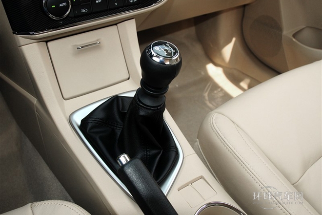 2014款 1.8L 手動(dòng)GLX-i