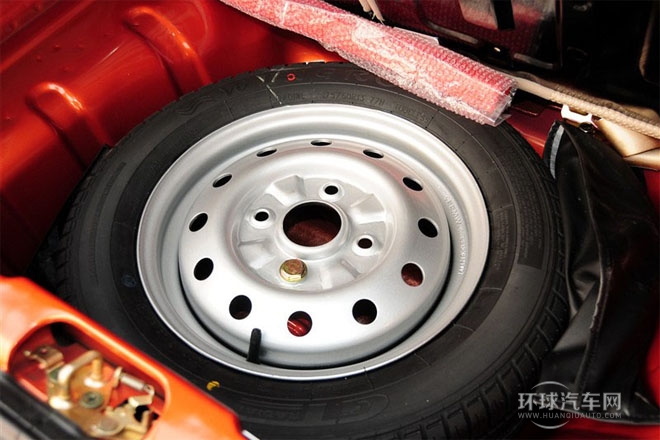 2012款 改款 1.0L 手動(dòng)P-TEC舒適型