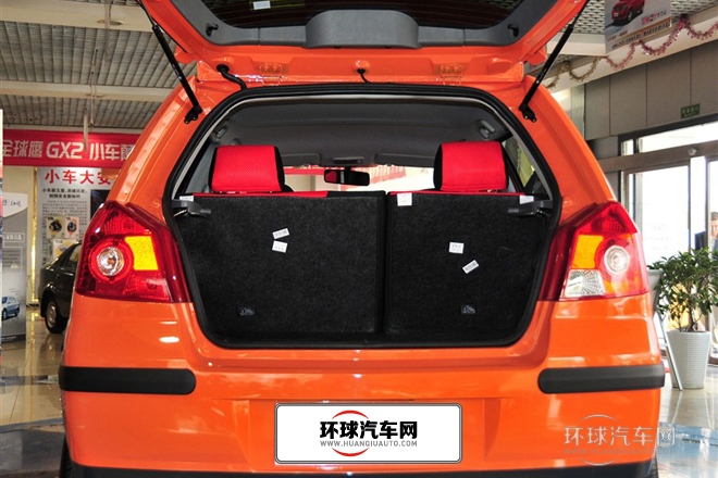 2010款 Cross 1.5L 手動標(biāo)準(zhǔn)型