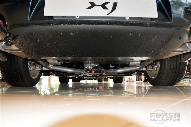 2014款 XJL 2.0T 兩驅(qū)典雅商務(wù)版