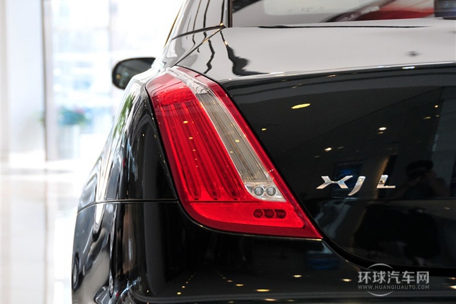 2014款 XJL 2.0T 兩驅典雅商務版