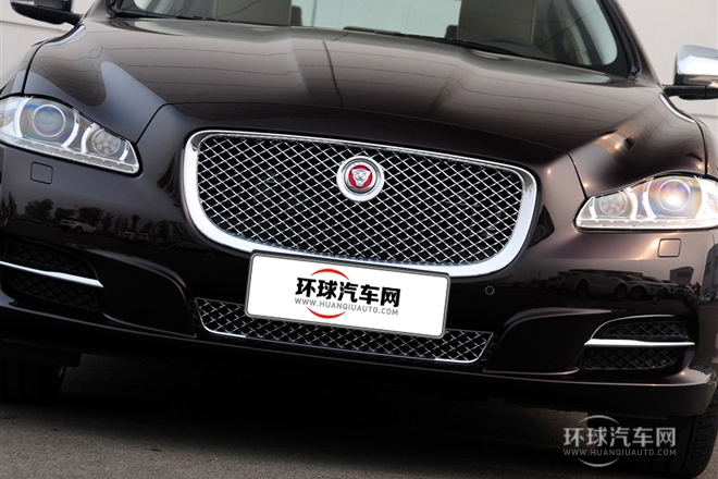 2014款 XJL 3.0 SC 四驅(qū)全景商務(wù)版