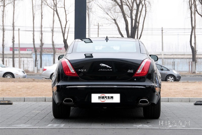 2014款 XJL 3.0 SC 四驅(qū)尊享商務(wù)版