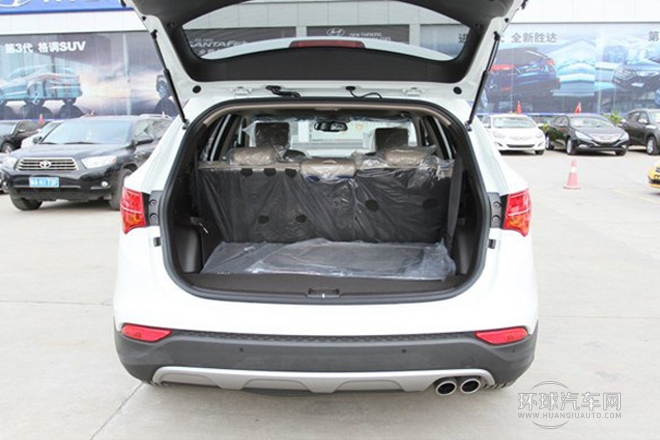 2013款 改款 3.0L 四驅(qū)舒適導(dǎo)航版 歐V