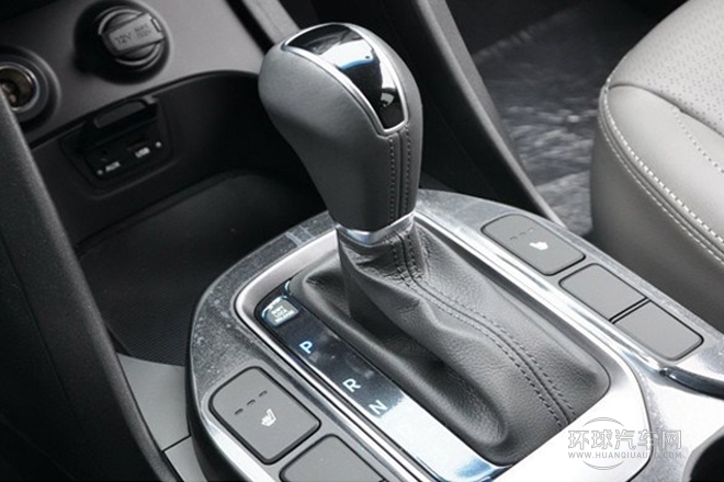 2013款 改款 3.0L 四驅(qū)舒適導(dǎo)航版 歐V