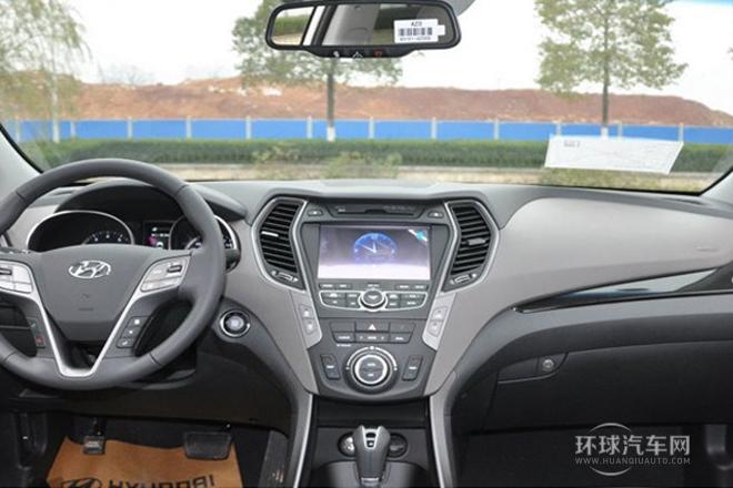 2013款 改款 3.0L 四驅(qū)舒適導(dǎo)航版 歐V