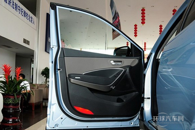 2013款 改款 3.0L 四驅(qū)舒適版 歐V