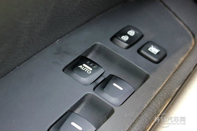 2011款 1.6L 手動(dòng)舒適版