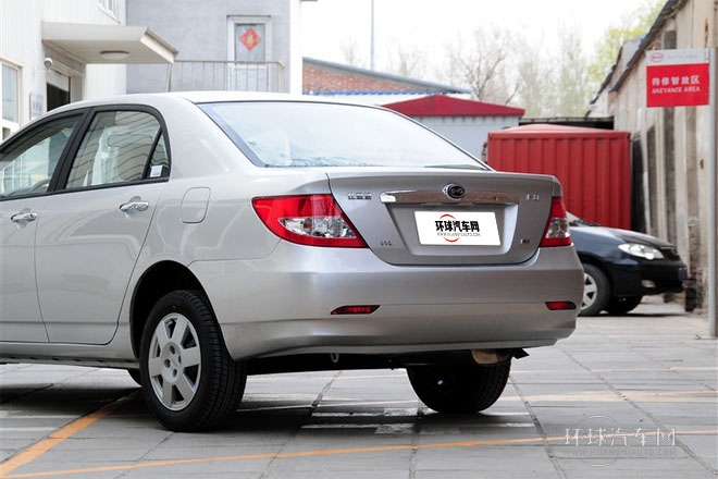 2012款 1.5L 標(biāo)準(zhǔn)型GL-i