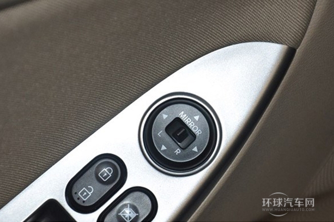 2014款 三廂 1.6L 自動(dòng)領(lǐng)先型GLX