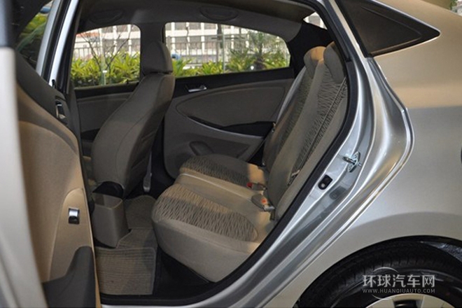 2014款 三廂 1.6L 自動領(lǐng)先型GLX