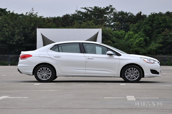 2013款 1.6L 手動勁享版