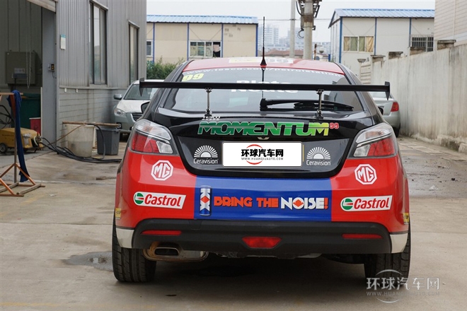 2013款 掀背 1.8T 自動(dòng)豪華版