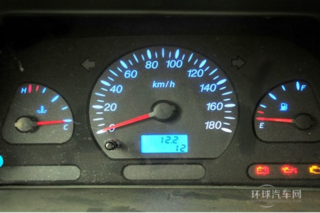 2010款 1.0L新版實用型長車身