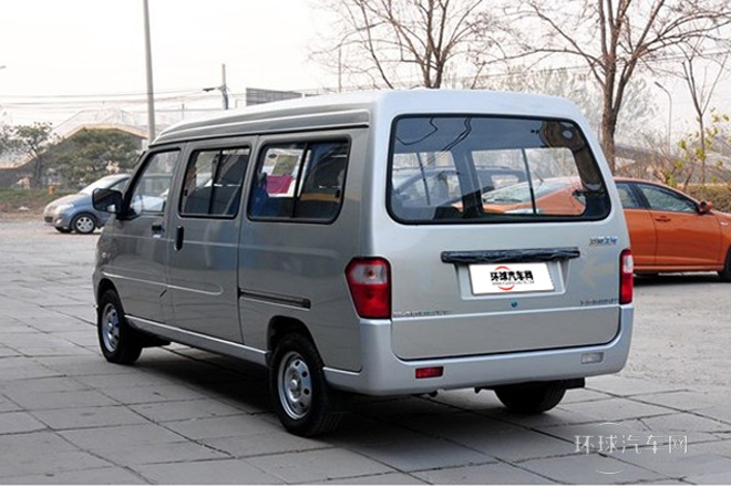 2010款 1.2L新版標(biāo)準(zhǔn)型II長(zhǎng)車身