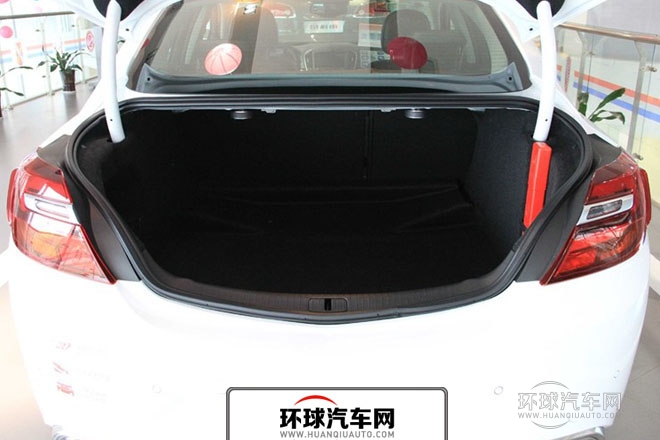 2014款 GS 2.0T 自動 燃情運(yùn)動版