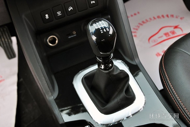 2013款 2.0T 手動(dòng)尊享版