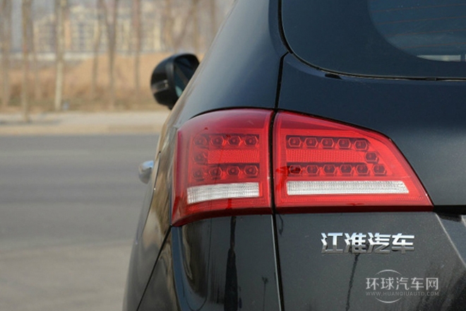 2014款 2.0L 手動(dòng)尊貴版