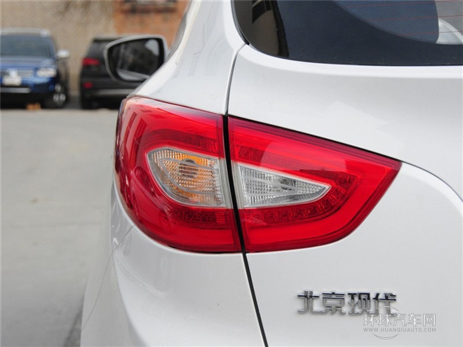 2015款 2.0L 自動(dòng)兩驅(qū)智能型 國V