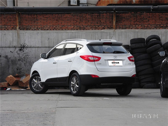 2015款 2.0L 自動(dòng)兩驅(qū)智能型 國(guó)V