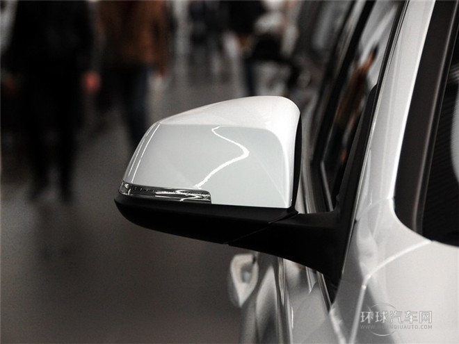 2015款 335i xDrive 設(shè)計(jì)套裝型