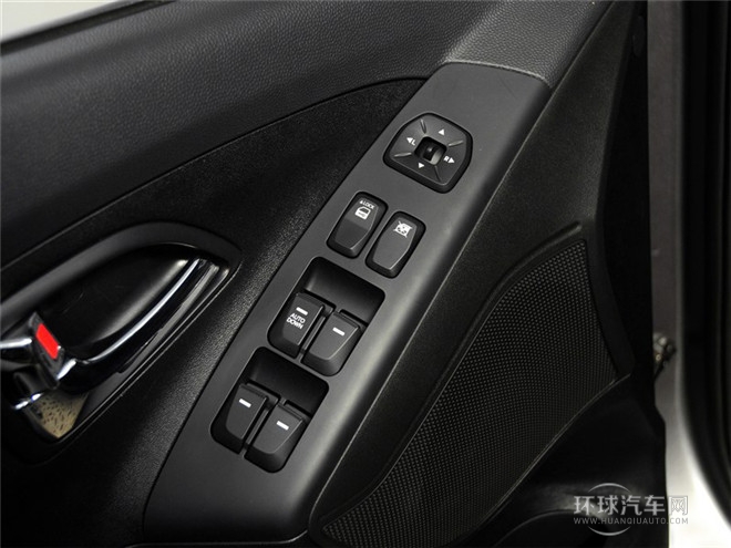 2015款 2.0L 手動兩驅(qū)舒適型 國IV