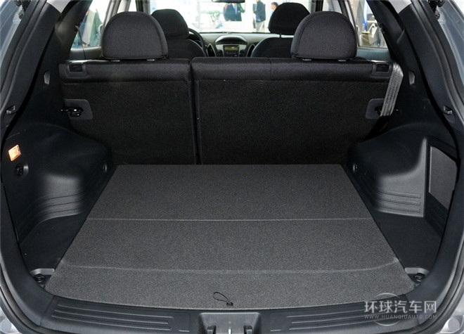 2015款 2.0L 手動(dòng)兩驅(qū)舒適型 國(guó)IV