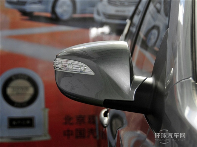 2015款 2.0L 手動(dòng)兩驅(qū)舒適型 國(guó)IV