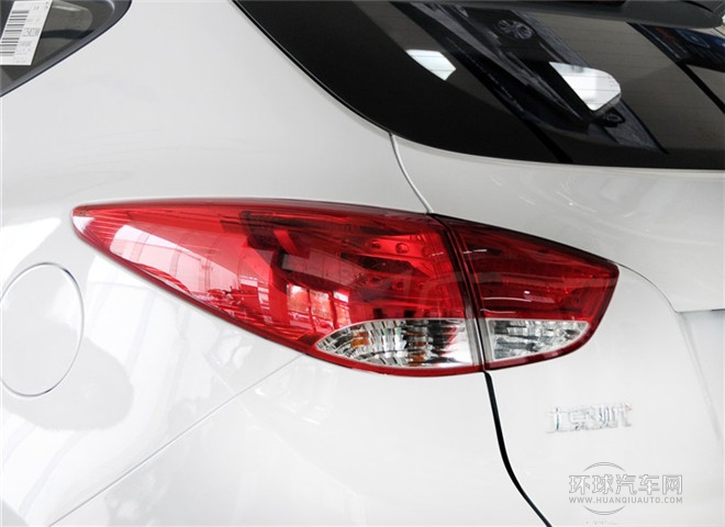 2015款 2.0L 自動兩驅(qū)舒適型 國IV