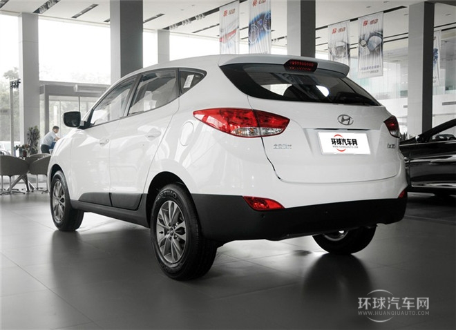 2015款 2.0L 自動(dòng)兩驅(qū)舒適型 國(guó)IV