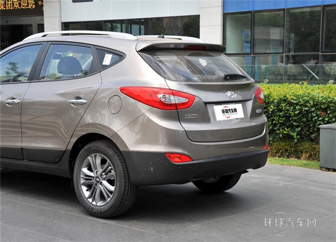 2015款 2.0L 自動(dòng)兩驅(qū)智能型 國IV