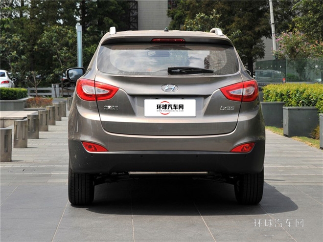 2015款 2.0L 自動(dòng)兩驅(qū)智能型 國IV
