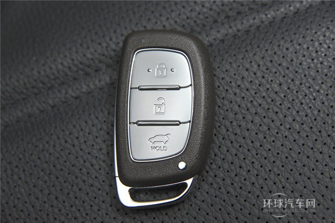 2015款 2.0L 自動四驅(qū)智能型 國IV