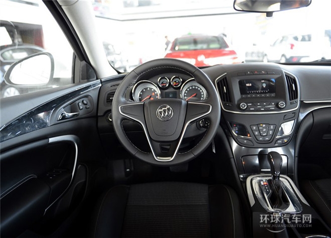 2015款 2.0L 領(lǐng)先時(shí)尚型