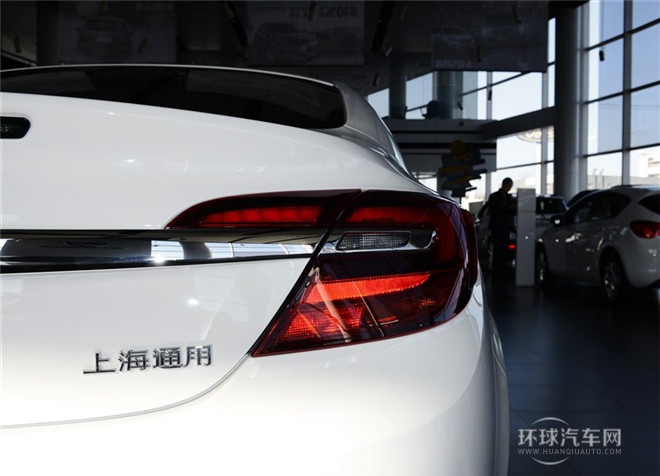 2015款 2.0L 領(lǐng)先時(shí)尚型
