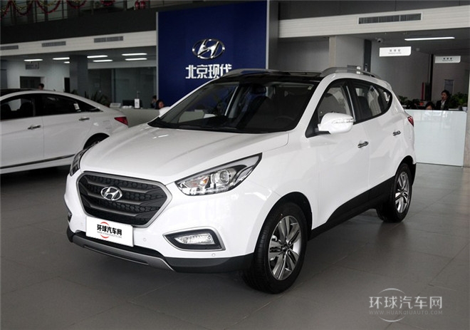 2015款 2.4L 自動(dòng)兩驅(qū)領(lǐng)先型 國(guó)IV
