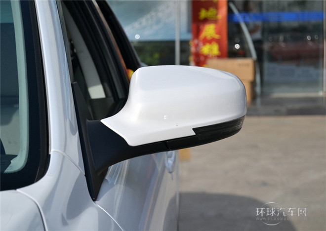 2015款 2.0L 手動(dòng)型