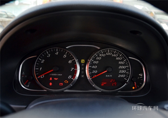 2015款 2.0L 自動時(shí)尚型
