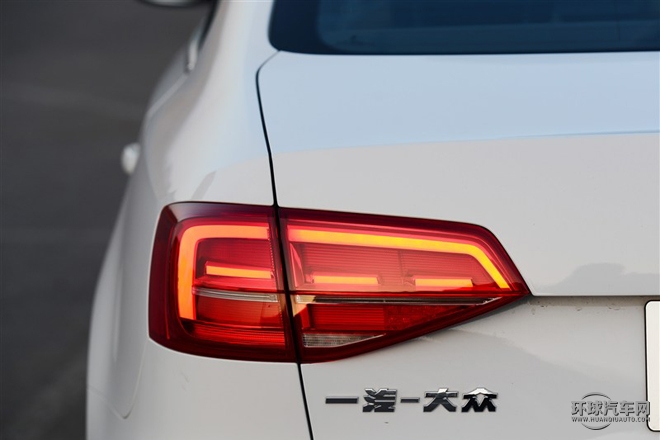2015款 280TSI 手動(dòng)豪華型