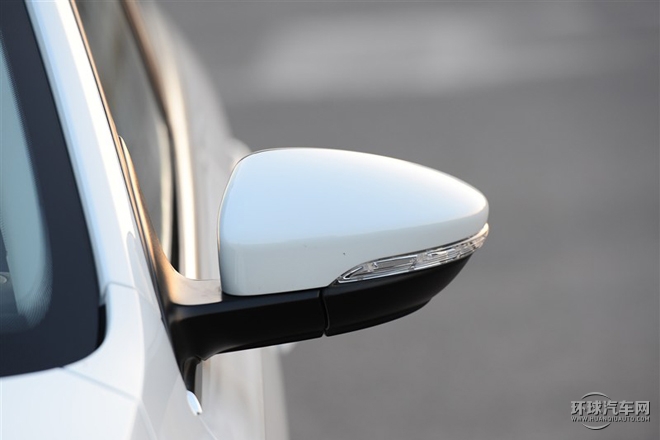 2015款 280TSI 手動(dòng)豪華型