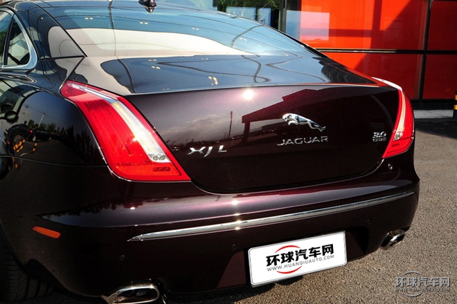 2015款 XJL 3.0 SC 四驅全景商務版
